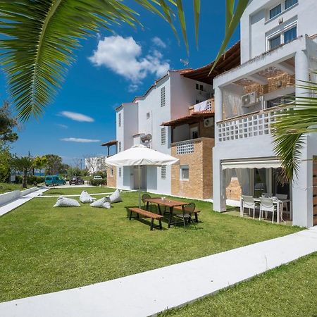 Sunset Villas Посиди Екстериор снимка