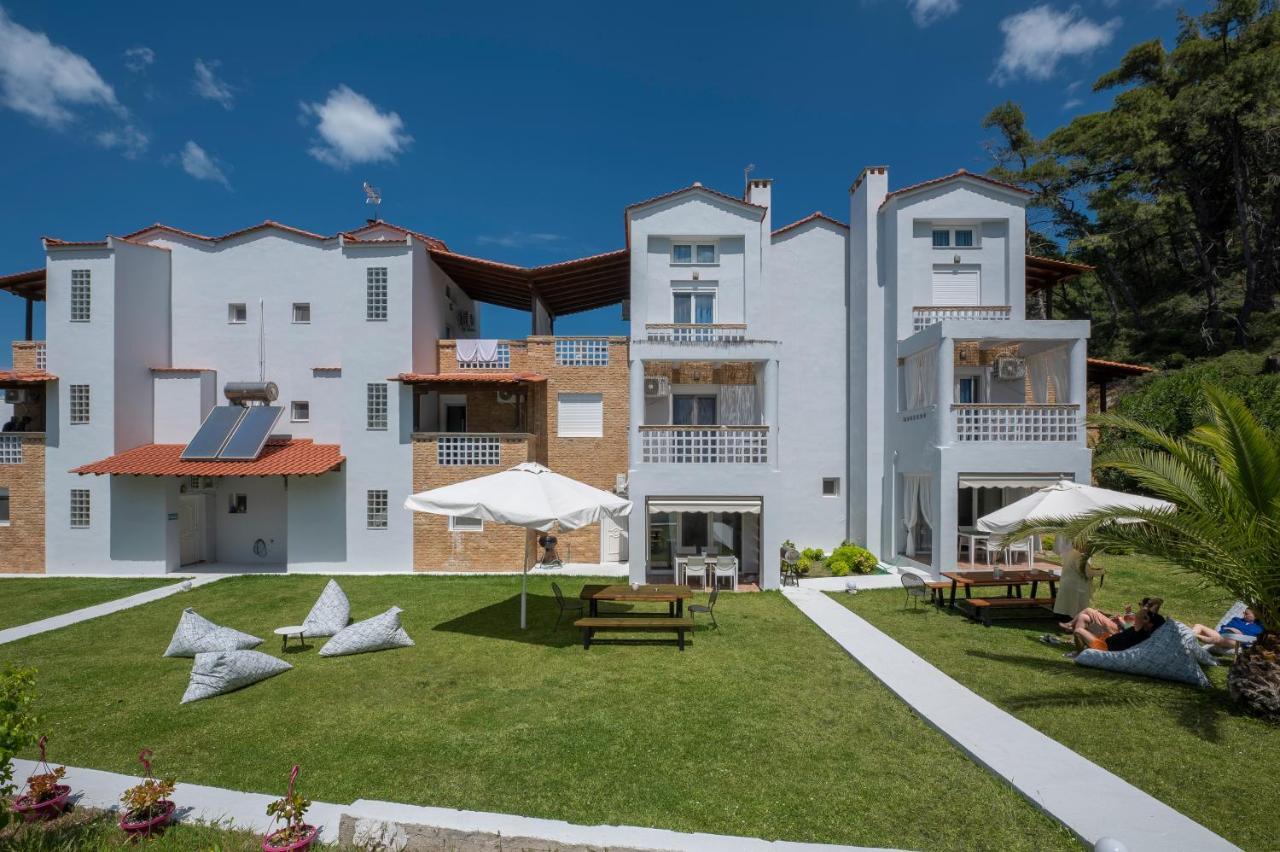 Sunset Villas Посиди Екстериор снимка