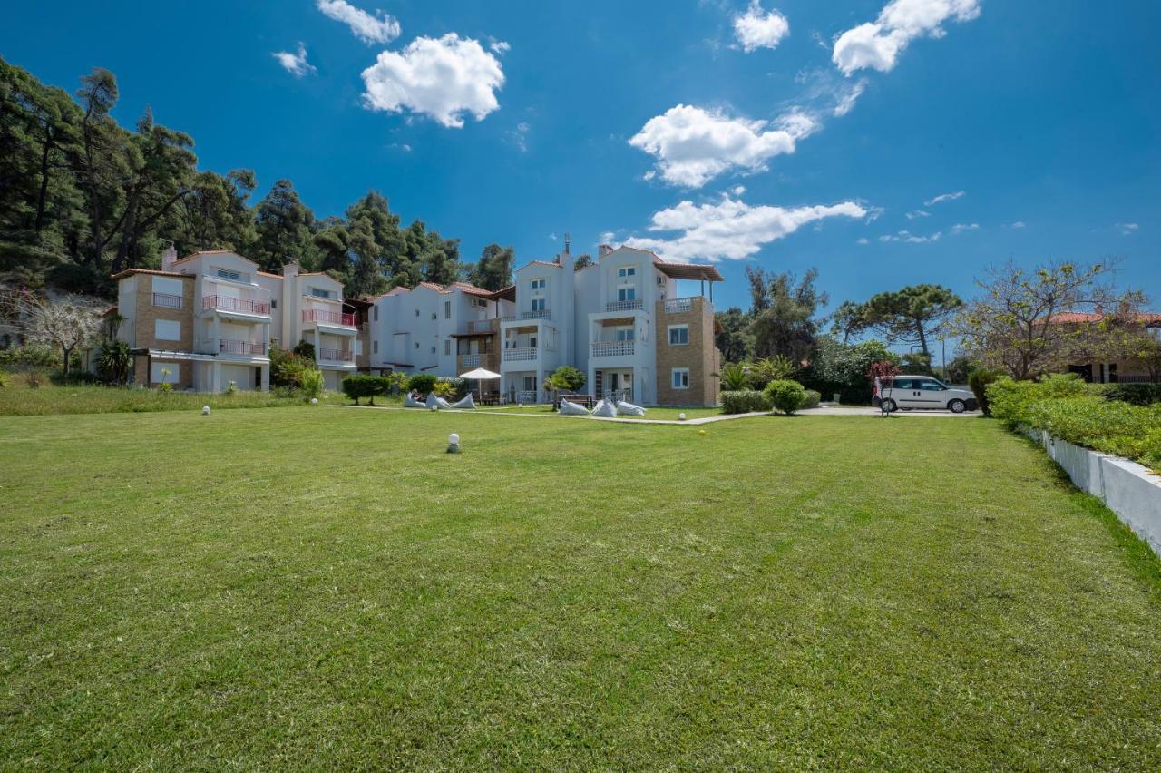 Sunset Villas Посиди Екстериор снимка