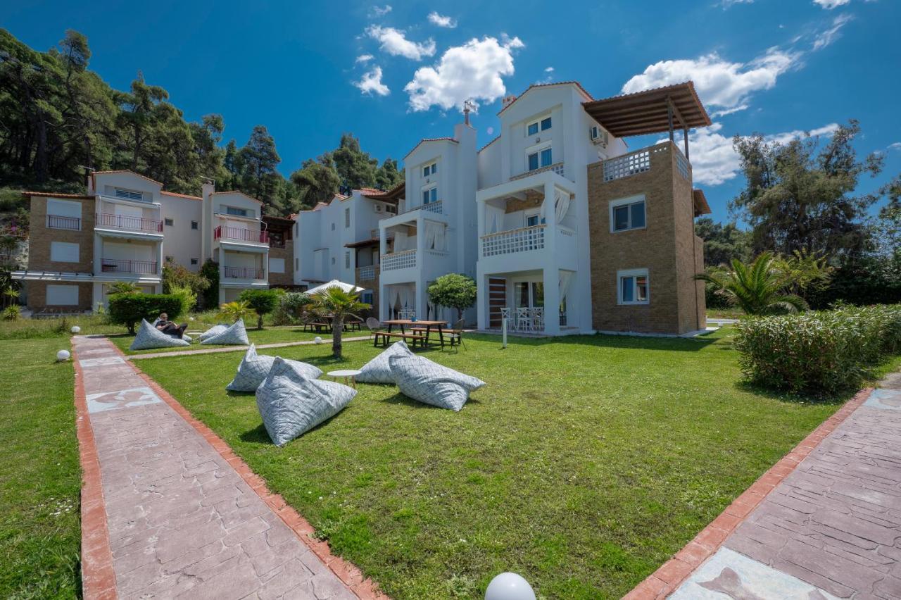 Sunset Villas Посиди Екстериор снимка