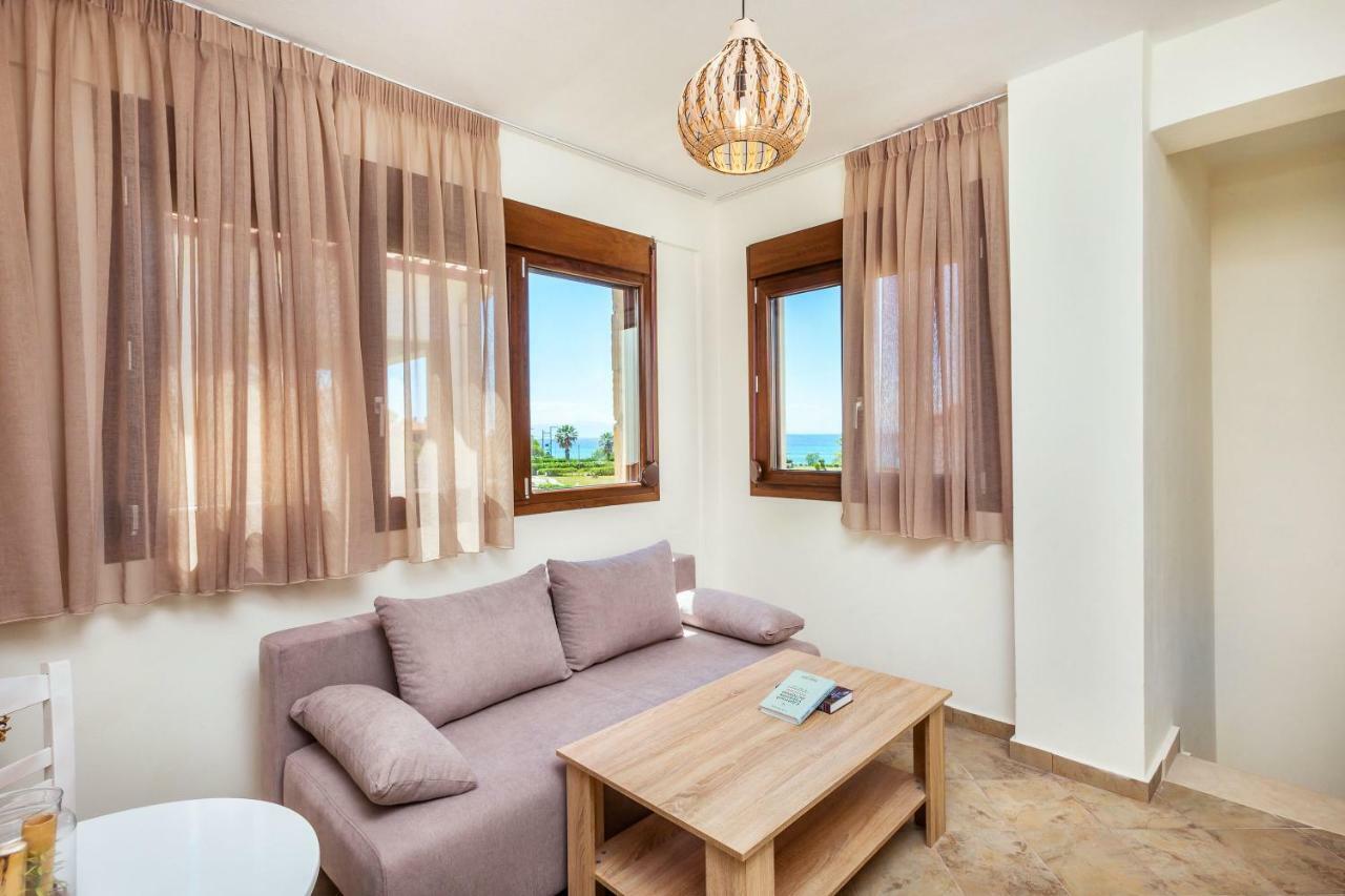 Sunset Villas Посиди Екстериор снимка