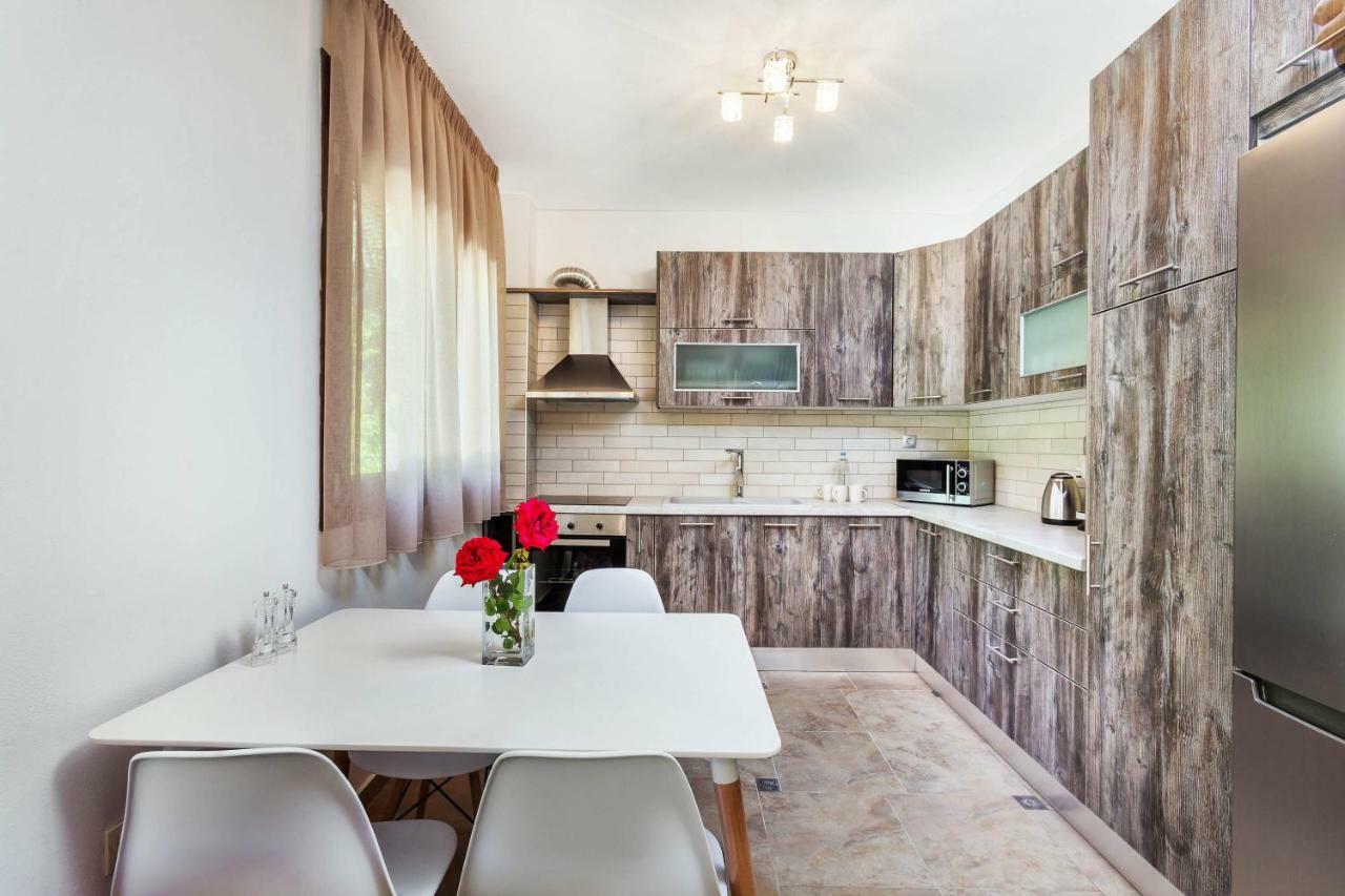 Sunset Villas Посиди Екстериор снимка